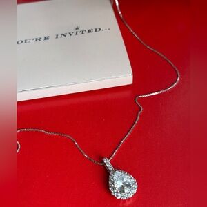 926 Silver Necklace,Elegant Silver Necklace with Teardrop Pendant